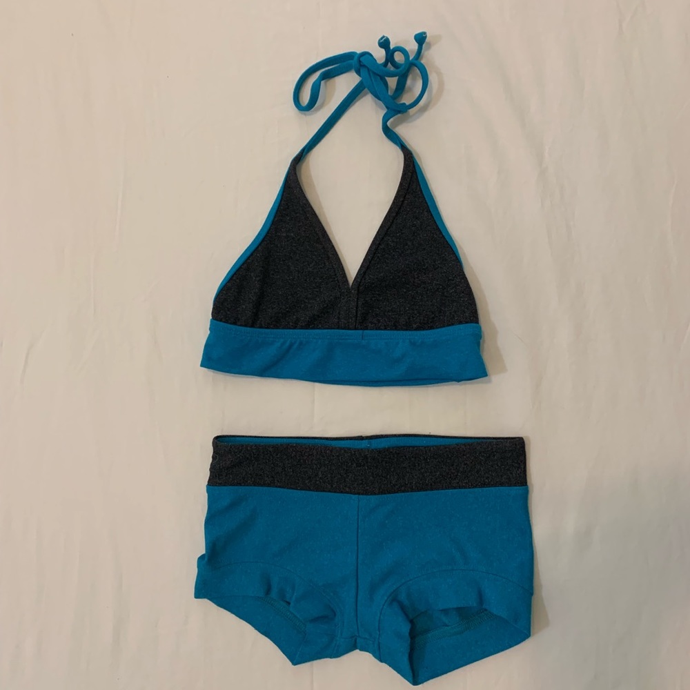 KTRNA dance wear 2 piece set